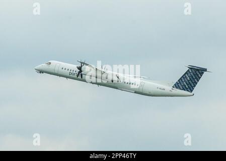 Toronto, ON, Canada - August 21, 2022: Porter Airlines plane taking off from Billy Bishop Toronto City Airport Stock Photo