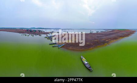 April 16, 2023: panoramic view of Nom wharf in Phu Cuong commune, Dinh Quan district, Dong Nai province at sunset Stock Photo