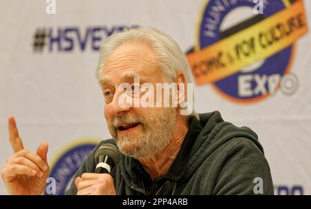 Huntsville, Alabama, USA. 21 Apr 2023. Star Trek actor Brent Spiner speaks during a Star Trek: The Next Generation panel on the first day of the 2023 Huntsville Comic & Pop Culture Expo on Friday, April 21, 2023 at the Von Braun Center in Huntsville, Madison County, AL, USA. Spiner, 74, most recently reprised his role as 'Data' in the Star Trek: Picard series finale which premiered the day before this appearance. (Credit: Billy Suratt/Apex MediaWire via Alamy Live News) Stock Photo