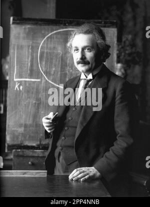 Albert Einstein during a lecture in Vienna in 1921 Stock Photo