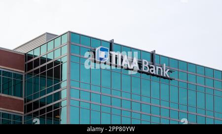 Tiaa Bank office building in Brentwood, MO, United States Stock Photo