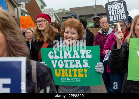 Royal Oak, Michigan, USA. 22nd Apr, 2022. The Oakland County (Michigan) Earth Day Climate March drew hundreds in suburban Detroit who urged action to fight climate change. Credit: Jim West/Alamy Live News Stock Photo