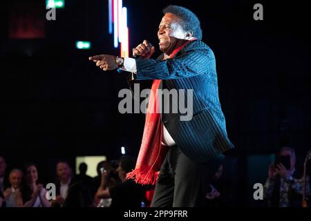 Calcar, Deutschland. 22nd Apr, 2023. Roberto BLANCO, singer, singing, singing, concert, Die Goldene Sonne 2023, on April 22nd, 2023 in Wunderland Kalkar, Credit: dpa/Alamy Live News Stock Photo