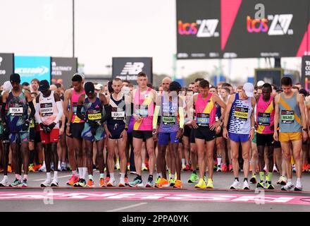 Mo Farah and other competitors at the start of the Men's elite race during the TCS London Marathon. Picture date: Sunday April 23, 2023. Stock Photo