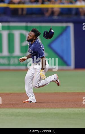 Andrew Vaughn makes left field debut