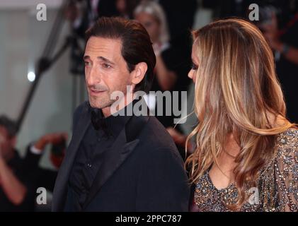 VENICE, ITALY - SEPTEMBER 08: Adrien Brody and Georgina Chapman attends the 'Blonde' red carpet at the 79th Venice Film Festival on September 08, 2022 Stock Photo