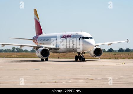 BERLIN, GERMANY - JUNE 23, 2022: Narrow-body jet airliner Airbus A320-214 of the Iberia airline. Stock Photo