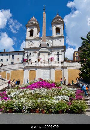 TrinitÃ  dei Monti, the church on top of the Spanish Steps in Piazza di Spagna. Stock Photo