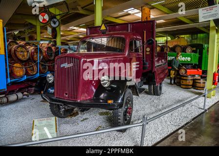 SINSHEIM, GERMANY - MAI 2022: red maroon truck Opel Blitz Stock Photo