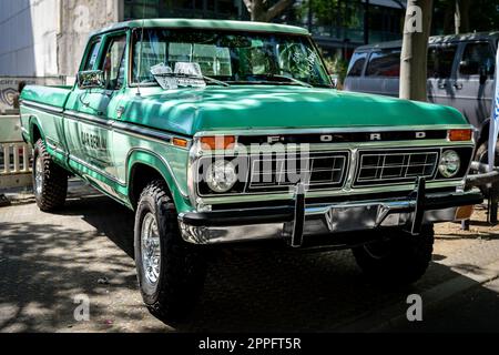 BERLIN - JUNE 18, 2022: Full-size pickup truck Ford F-250 Ranger XLT, 1977. Classic Days Berlin. Stock Photo