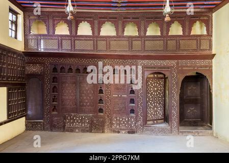 Oriental arabesque decorations with balcony installed inside empty spacious room Stock Photo