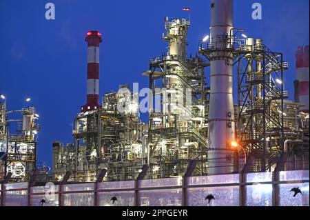 OMV refinery in Schwechat at night Stock Photo