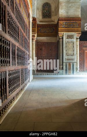 Decorated marble walls surrounding the cenotaph in the mausoleum of Sultan Qalawun, Old Cairo, Egypt Stock Photo