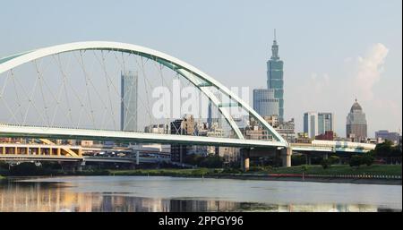 Taipei, Taiwan 23 July 2022: Macarthur Bridge in Taipei city skyline Stock Photo