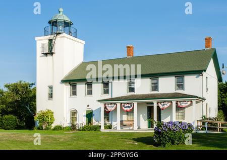 Horton Point Lighthouse, Southold, Suffolk County, Long Island, New York, USA Stock Photo