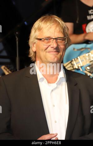 Barrel tapping Wandsbek Oktoberfest Stock Photo