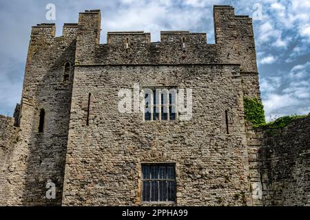 Remains of Chepstow Castle (Castell Cas-gwent) at Chepstow, Monmouthshire, Wales, United Kingdom Stock Photo