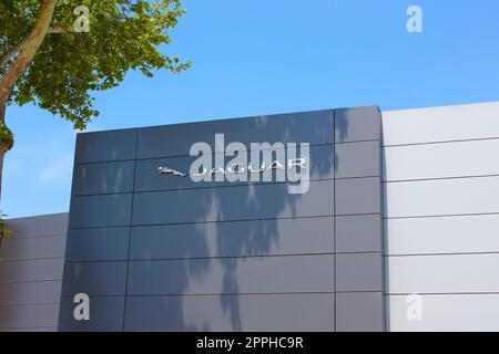 Kyiv, Ukraine - May 8, 2021: Land Rover logo on a wall. Stock Photo