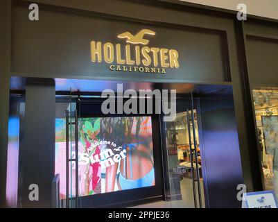 Hollister columbia clearance center mall