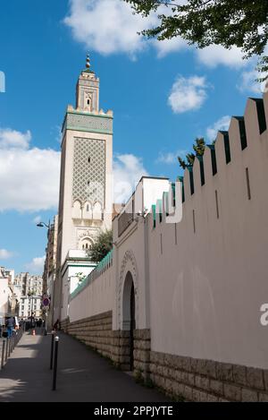 The outside of the Grande Mosquee de Paris Stock Photo