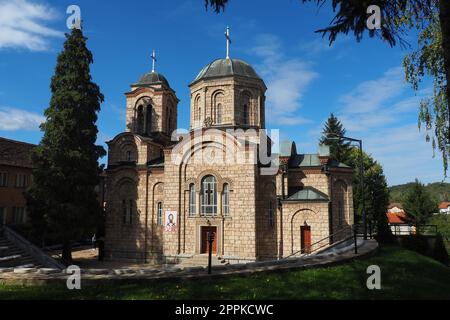 Banja Koviljaca, Serbia, Guchevo, Loznica, September 30, 2022. Rehabilitation center with sulfur and iron mineral waters. Church of the Holy Apostles Peter and Paul. It belongs to the diocese of Sabac Stock Photo