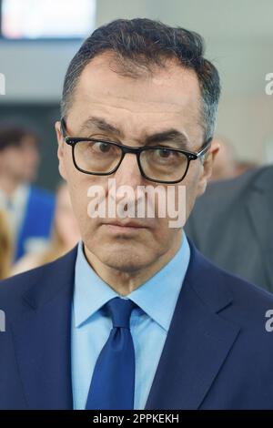 Round Tour FRUIT LOGISTICA 2023 Cem Ã–zdemir, Federal Minister of Food and Agriculture. Stock Photo