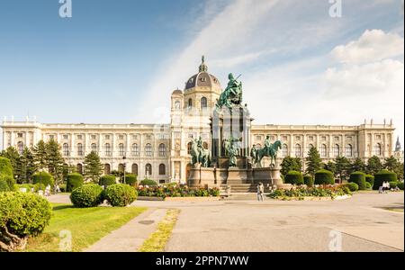 VIENNA, AUSTRIA - AUGUST 28: Tourists at the Maria Theresia monument and the art history museum at the Maria-Theresien-Platz square in Vienna Stock Photo