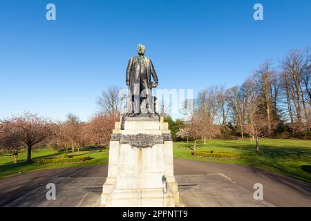 Andrew Carnegie statue in Pittencrieff park ,Dunfermline, Fife, Scotland Stock Photo