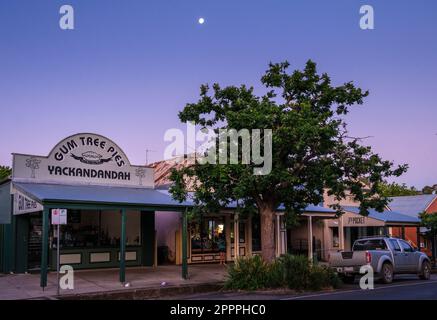 Moon rising over the pie shop at Yackandandah, Victoria, Australia Stock Photo