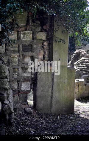 The columbarium at Hedon Road Cemetery, Hull, East Yorkshire England Stock Photo