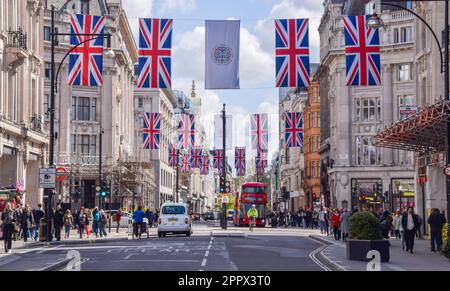 London, UK. 25th April 2023. Union Jacks decorate Oxford Street as preparations for the coronation of King Charles III and Queen Camilla, which takes place on May 6th, continue around London. Credit: Vuk Valcic/Alamy Live News Stock Photo