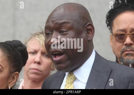 New York, USA. 25th April 2023. Attorney Ben Crump spoke amid his trial against Ed Sheeran. Photo: Matthew Russell Lee / Inner City Press