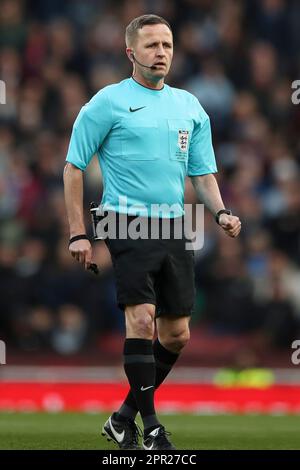 Match referee David Webb during the FA Youth Cup Final between Arsenal U18s and West Ham United U18s at the Emirates Stadium, London on Tuesday 25th April 2023. (Photo: Tom West | MI News) Credit: MI News & Sport /Alamy Live News Stock Photo