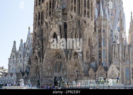 Architectural detail of Sagrada Família, the world's largest unfinished ...