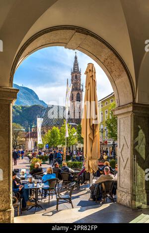 Piazza Walther (Waltherplatz), Bolzano-Bozen, Trentino-Alto Adige/Sudtirol, Italy Stock Photo