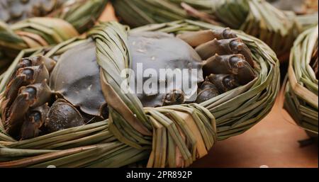 Fresh raw Chinese mitten crab Stock Photo