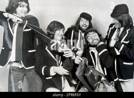 the-kinks-uk-pop-group-