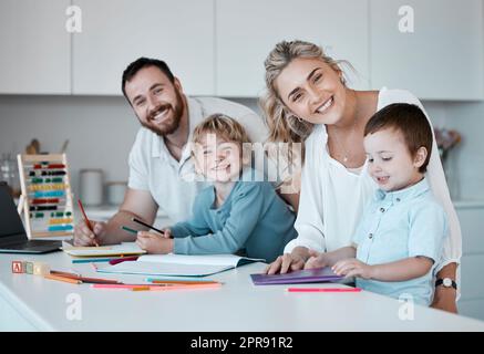 Continuous one line drawing of family vector, Concept of father, mother,  and son. Parents help their kid walking. Stock Vector | Adobe Stock