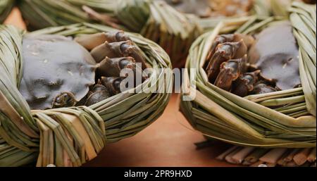 Fresh raw Chinese mitten crab Stock Photo