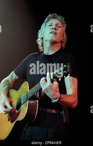 Milan Italy 2002-05-10 : Roger Waters during live concert at Forum Assago Stock Photo