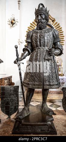 Frederick IV of the Empty Pockets bronze statue at the Hofkirche museum in Innsbruck for Emperor Maximilian I. Stock Photo