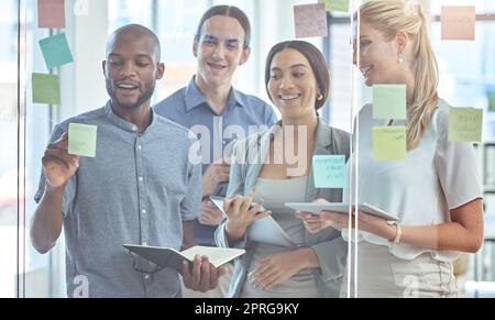 Post it, writing or teamwork vision for target audience strategy in business meeting, training or innovation coaching. Creative motivation, diversity people planning startup marketing on sticky notes Stock Photo