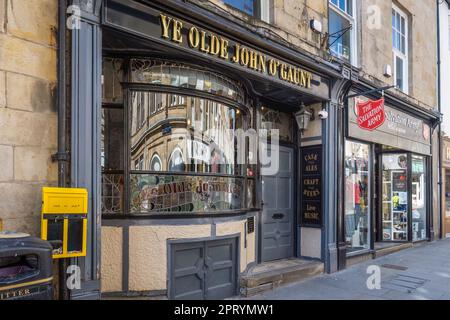 25.04.2023 Lancaster, Lancashire, UK.Situated in the middle of Lancaster's busy town centre, the John continues to thrive, whilst keeping its rustic a Stock Photo