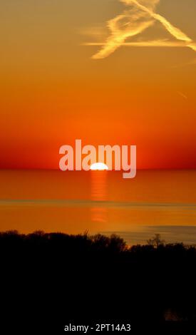 Colorful sunset over Lake Erie in Northeast Ohio Stock Photo