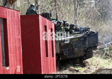 Swedish soldiers on Combat Vehicle 90 (CV90), In Swedish: Stridsfordon ...