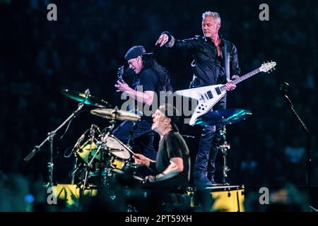 AMSTERDAM - 27/04/2023, Rock band Metallica with singer and guitarist James Hetfield, drummer Lars Ulrich, guitarist Kirk Hammett and bassist Robert Trujillo) during a performance (M72 World tour) in Johan Cruijff ArenA. ANP PAUL BERGEN netherlands out - belgium out Stock Photo