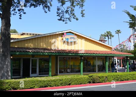 BUENA PARK, CALIFORNIA - 27 APR 2023: Virginias Gift Shop in the Marketplace at Knott's Berry Farm. Stock Photo