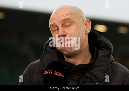 Den Haag, Netherlands. 28th Apr, 2023. DEN HAAG, NETHERLANDS - APRIL 28: Headcoach Bob Peeters of Helmond Sport during the Dutch Keukenkampioendivisie match between ADO Den Haag and Helmond Sport at Bingoal Stadion on April 28, 2023 in Den Haag, Netherlands (Photo by Hans van der Valk/Orange Pictures) Credit: Orange Pics BV/Alamy Live News Stock Photo