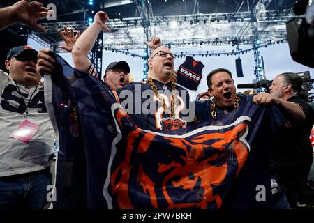 Chicago Bears fans cheer before the game against the Green Bay Packers at  Soldier Field in Chicago on December 29, 2013. UPI/Brian Kersey Stock Photo  - Alamy