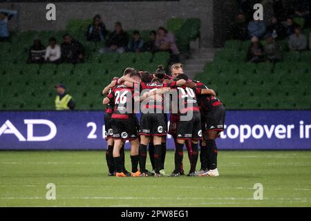 Melbourne, Australia, 28 April, 2023. Western Sydney Wanderers huddle during the A-League Men's football match between Melbourne City and Western Sydney Wanderers at AAMI Park on April 28, 2023 in Melbourne, Australia. Credit: Dave Hewison/Alamy Live News Stock Photo
